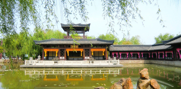 央视无锡影视基地三国城/水浒城/船游太湖一日